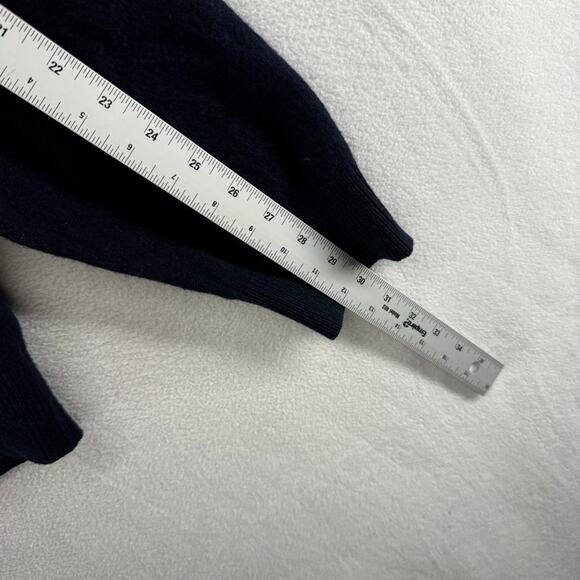 LL Bean Sweater Men's XL Blue Navy V Neck Lambswool Vintage y2k Preppy Pullover - Picture 6 of 8